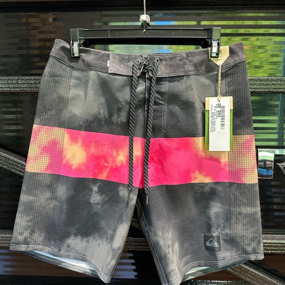 Quiksilver Highlite Arch 19